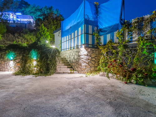  gece  -  Kasım
  | Kalkan İslamlar Balayı Villası: Jakuzili, Özel Havuzlu, Muhafazakar